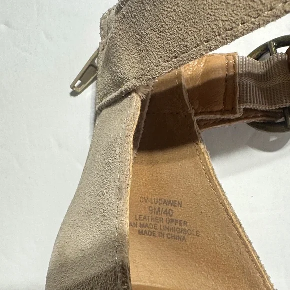 Crown Vintage Ludawen tan leather upper wedge sandals zipper & adjustable buckle - Picture 7 of 9